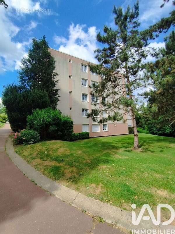Photo 2 - Appartement à CANTELEU