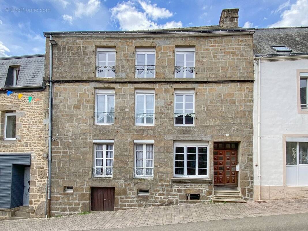 Maison à GORRON