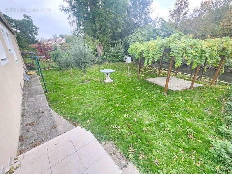 Maison à SAINT-VRAIN