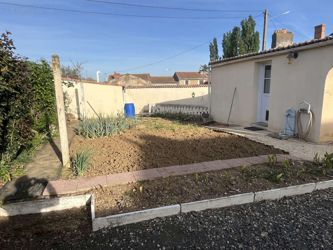 Maison à SAINTE-VERGE