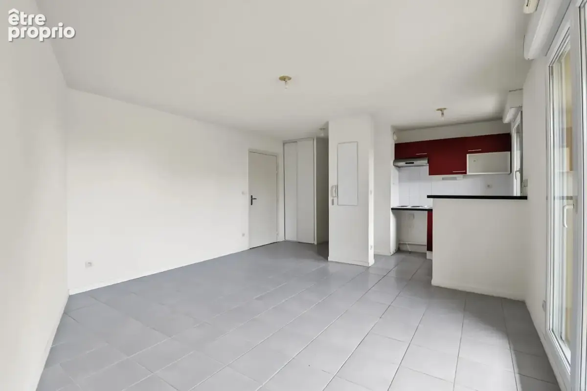 Eaunes cœur de ville - Agréable appartement T3 avec terrasse couverte - photo 3