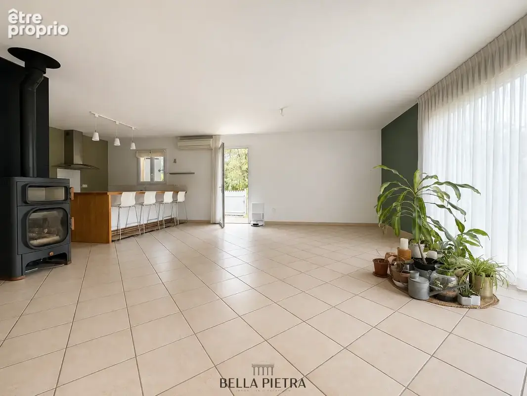 Maison 5 pièces 140 m² à vendre à Teyran (34820) - photo 4