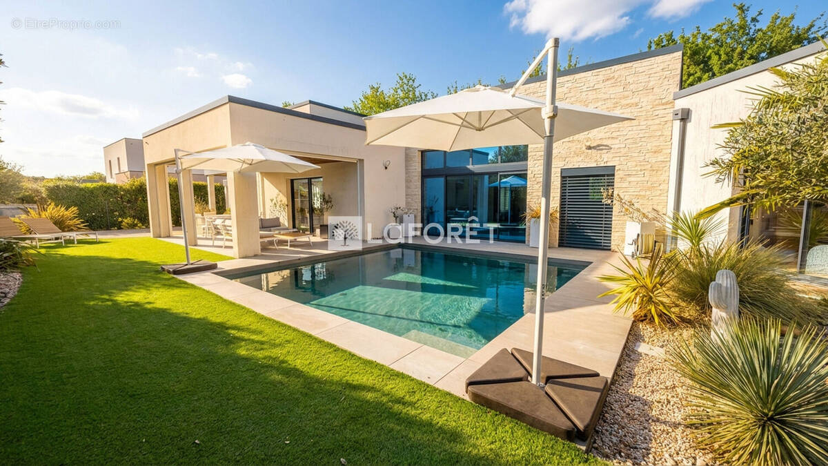 Maison à SAINT-CYR-SUR-LOIRE