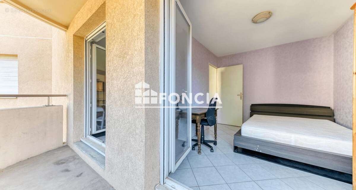 Appartement à LYON-8E