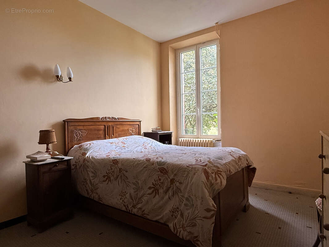 Charmante propriété en piere avec pigeonnier et dépendances - photo 11