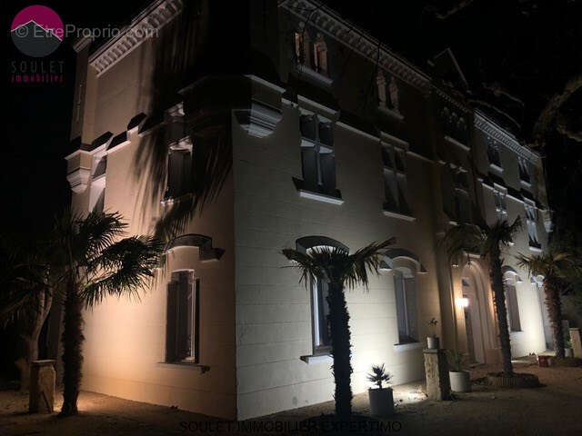 Maison à L'ISLE-SUR-LA-SORGUE