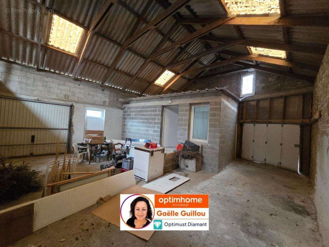 CLEDER  : ensemble immobilier maison + local commercial + Hangar - photo 11