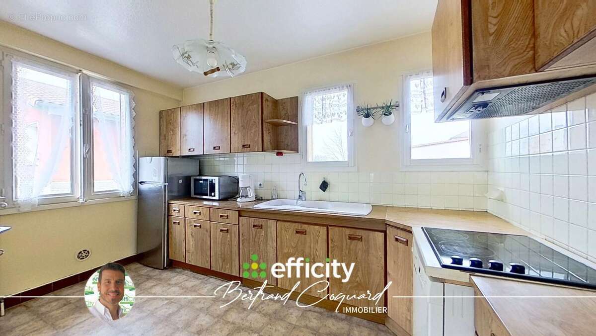 Maison à L'ARBRESLE