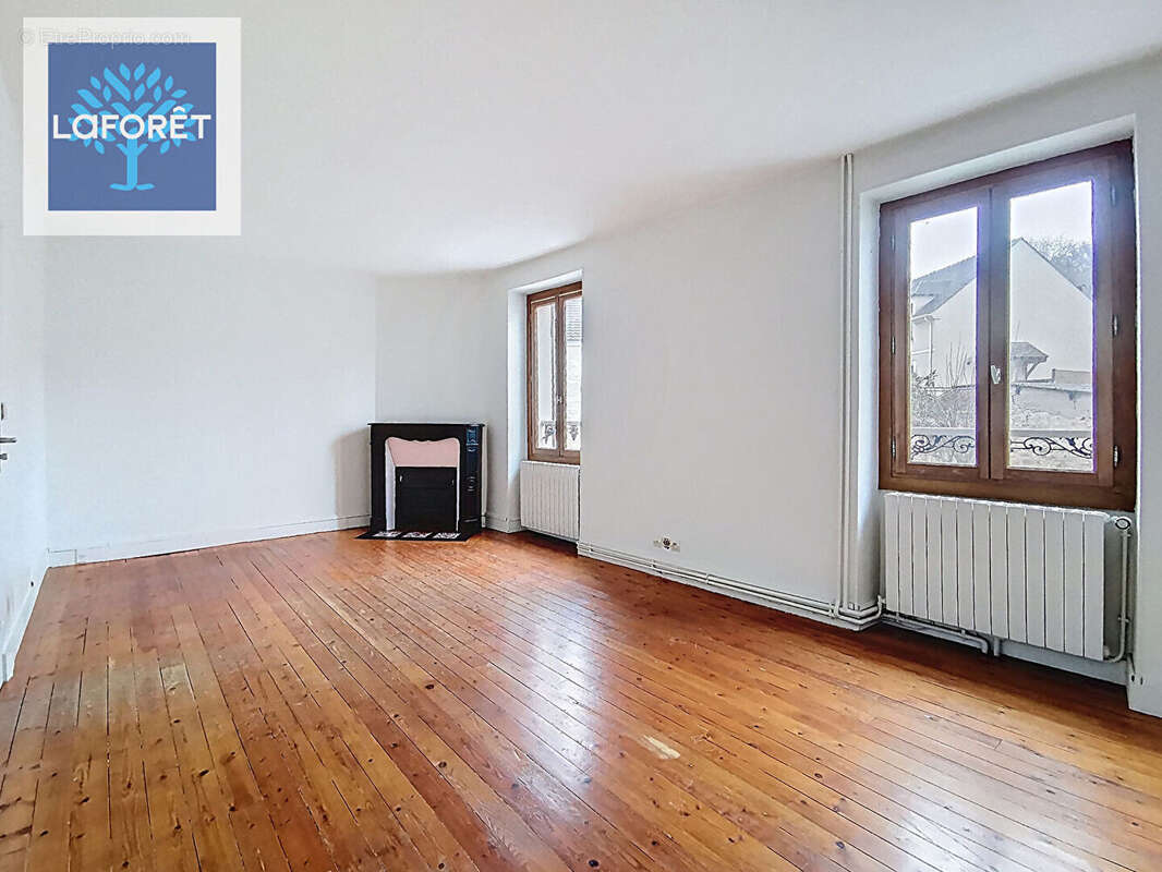 Maison à CHAMPAGNE-SUR-OISE