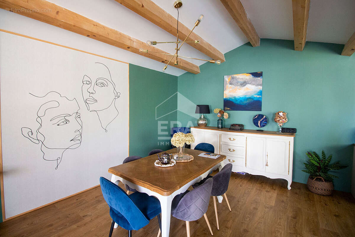 À vendre - Maison contemporaine de plain-pied avec piscine - 152 m² - Saint-Sauveur-d'Aunis - photo 13