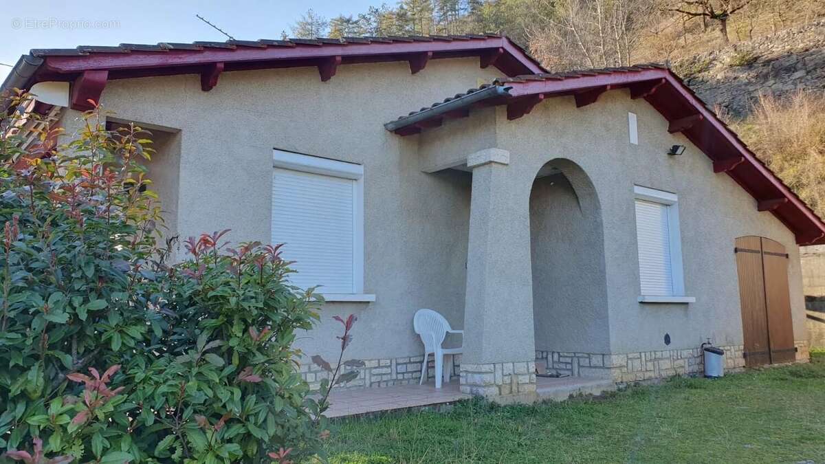 Maison à SAINT-ANTONIN-NOBLE-VAL