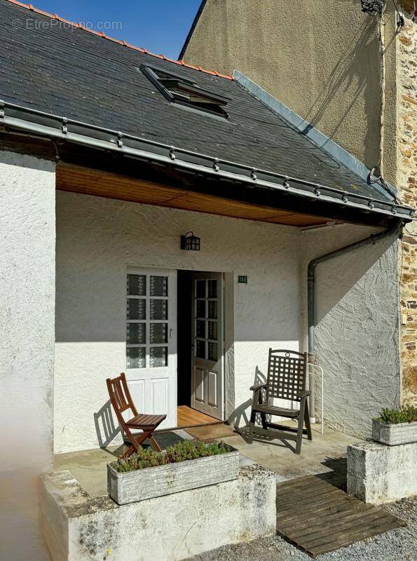 Maison à JOUE-SUR-ERDRE