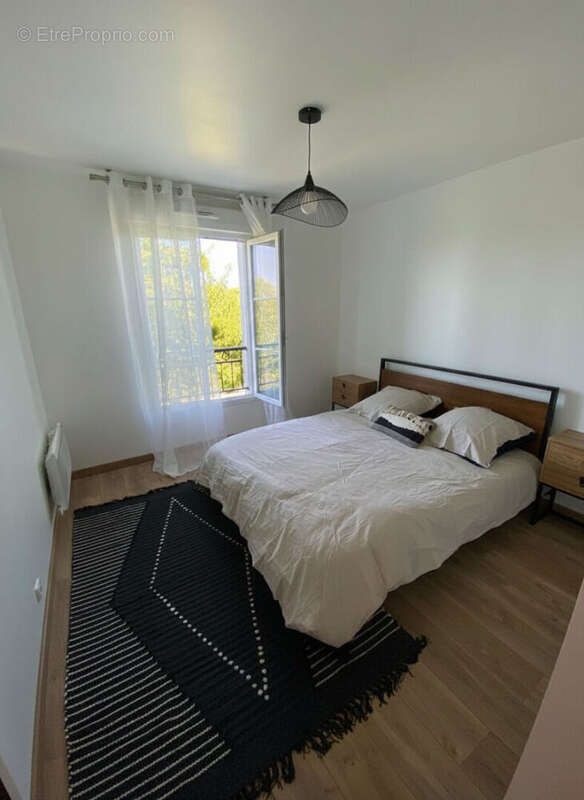 Appartement Serris F3 lumineux avec vue lac, balcon et double stationnement en sous-sol - photo 7