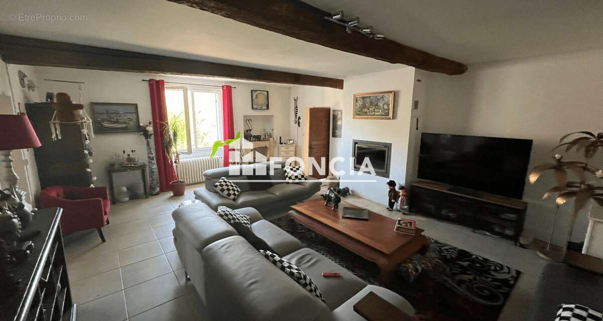 Maison à SAINT-VINCENT-DE-PERTIGNAS