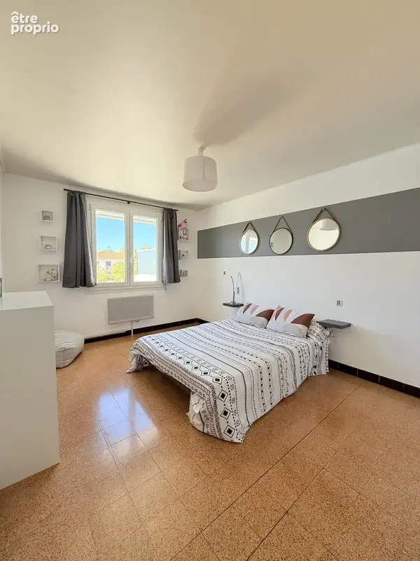 EXCLUSIVITE IRIA IMMOBILIER-Maison 2 faces avec piscine, garage, dépendances! - photo 11