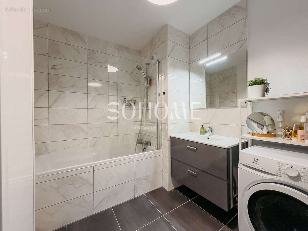 Appartement à BEZANNES