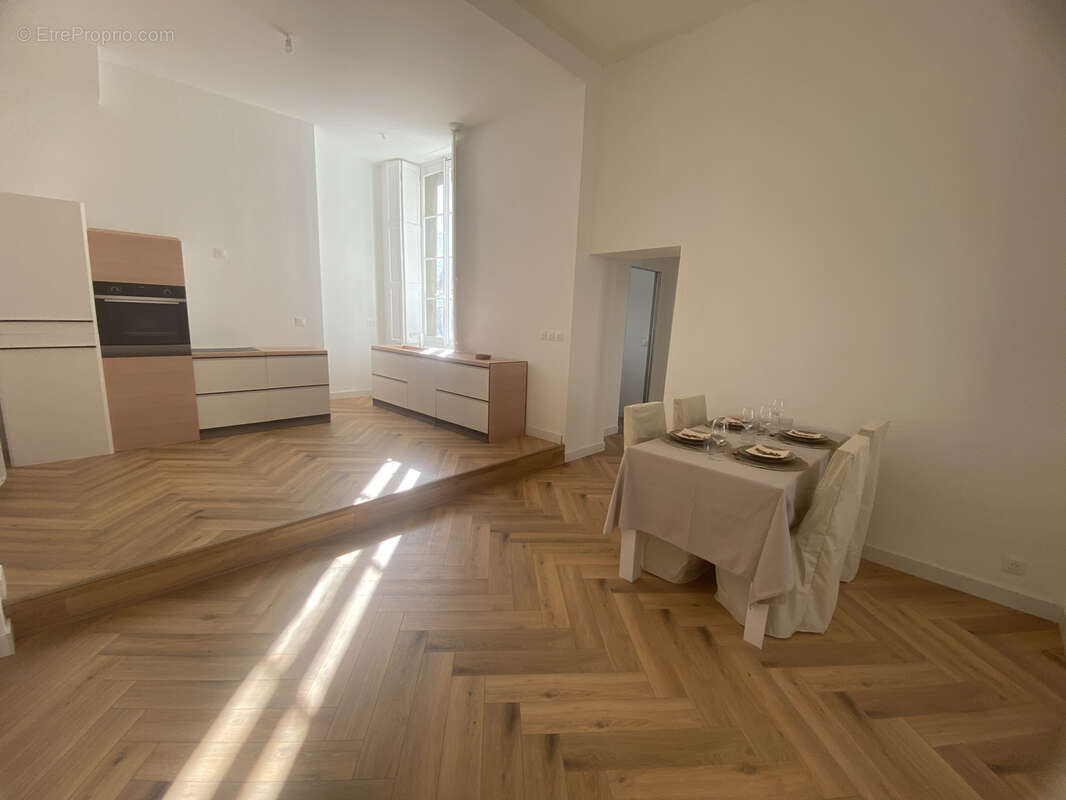 Appartement à NIMES