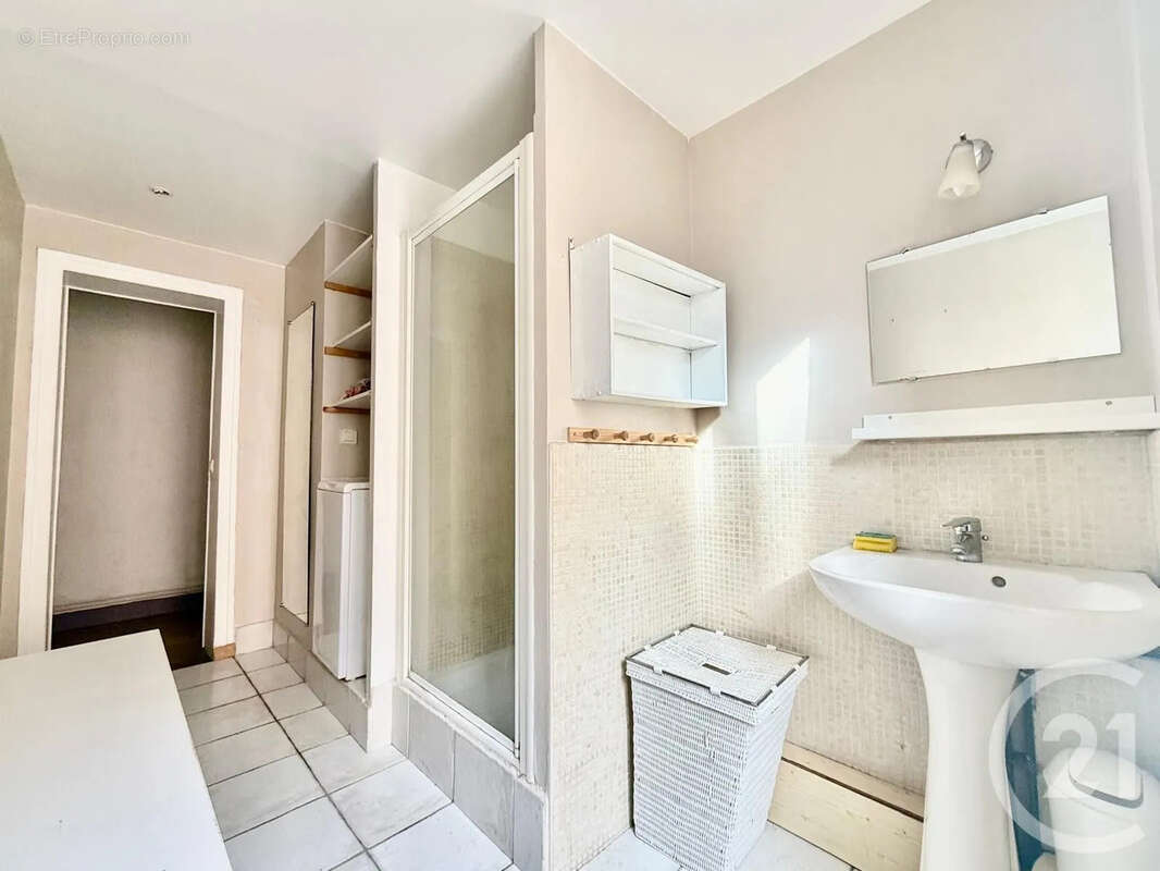 Appartement à CLICHY