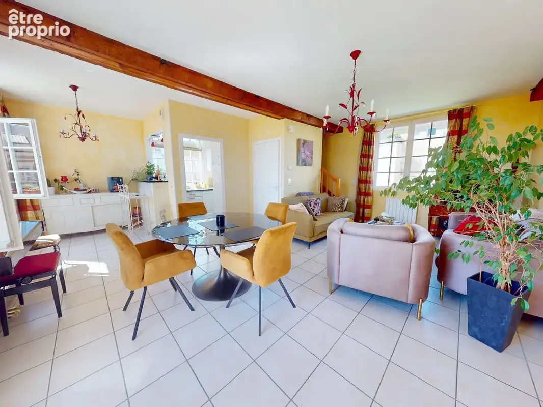 Appartement 5 pièces 91 m² à vendre à Sainte-Savine (10300) - photo 5