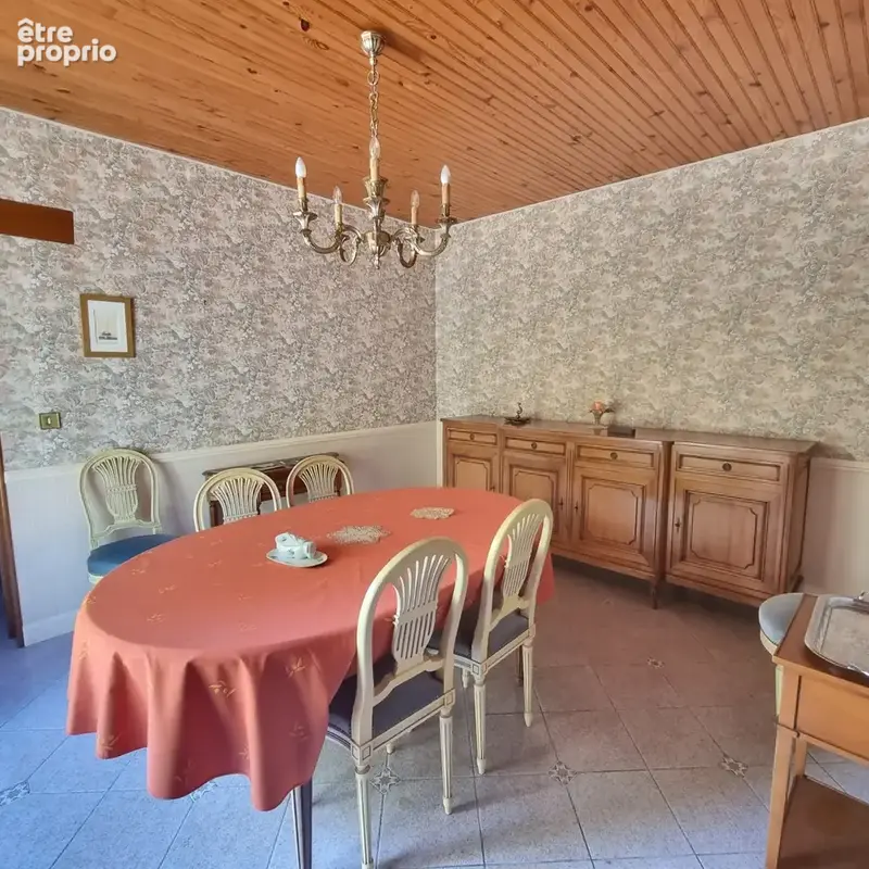 Propriété de caractère au cœur du Berry ! - photo 13