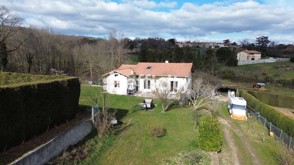 Maison à PEAUGRES