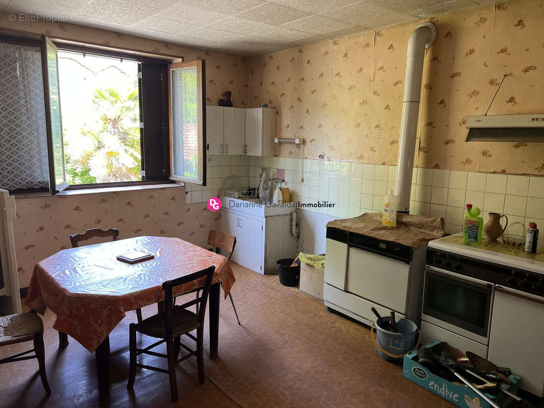 Maison 150 m² à Cransac  - photo 3