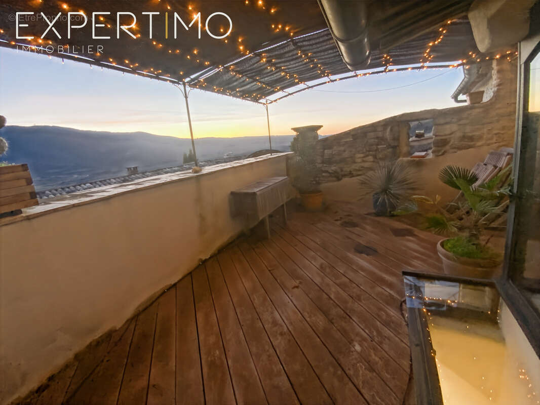 Maison à SAINT-MARTIN-DE-CASTILLON