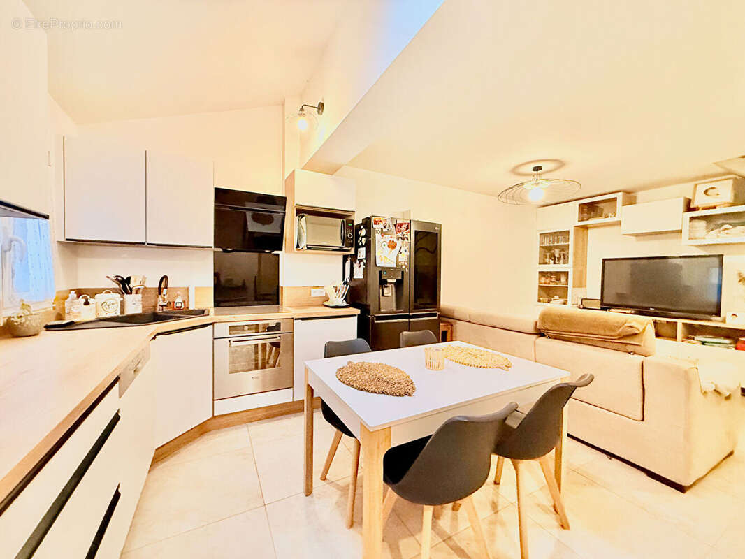 Maison à CHOISY-LE-ROI