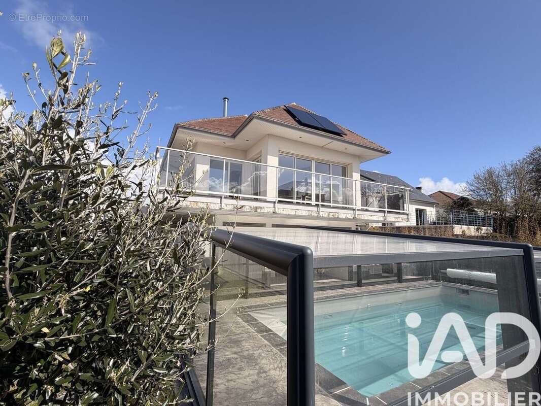 Photo 3 - Maison à DONVILLE-LES-BAINS