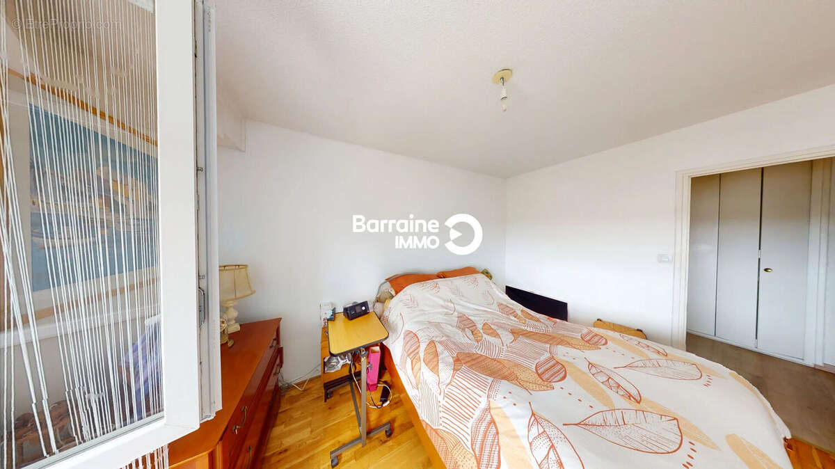 A VENDRE  - Appartement 4 pièces- 3 chambres- à Lorient-le ter-dernier étage-ascenseur-garage - photo 11