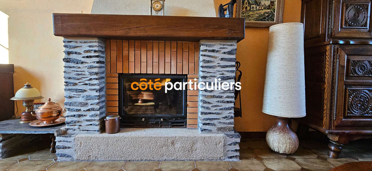 Maison à MUR-DE-BRETAGNE