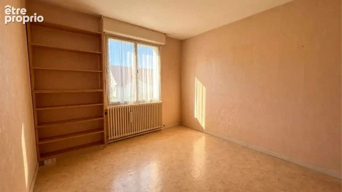 Maison 6 pièces 95 m² à vendre à Fleury-Les-Aubrais (45400) - photo 6