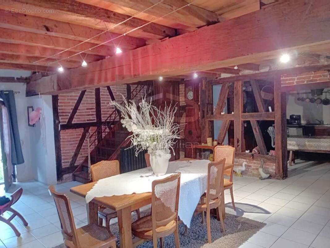 Maison à LE MIROIR