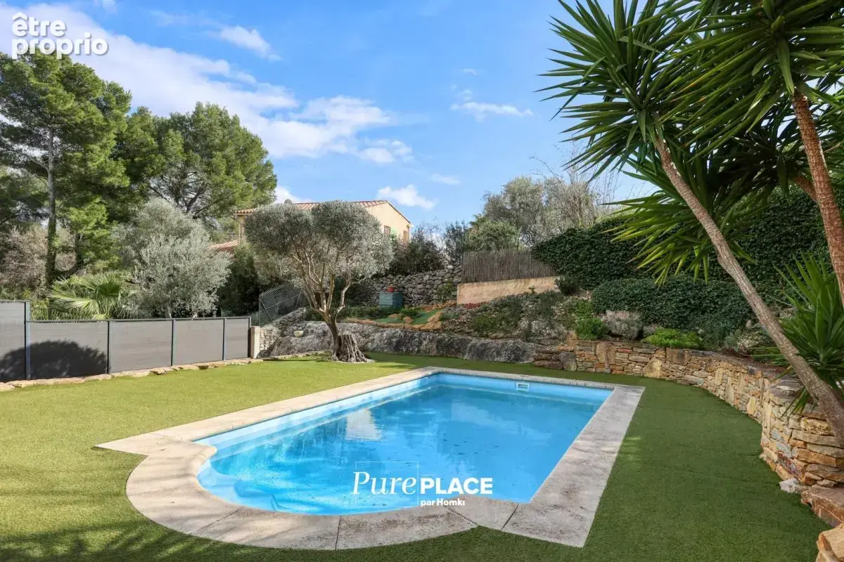 Maison/Villa T5 de 143 m² à La Cadière-d'Azur 83740 - photo 2