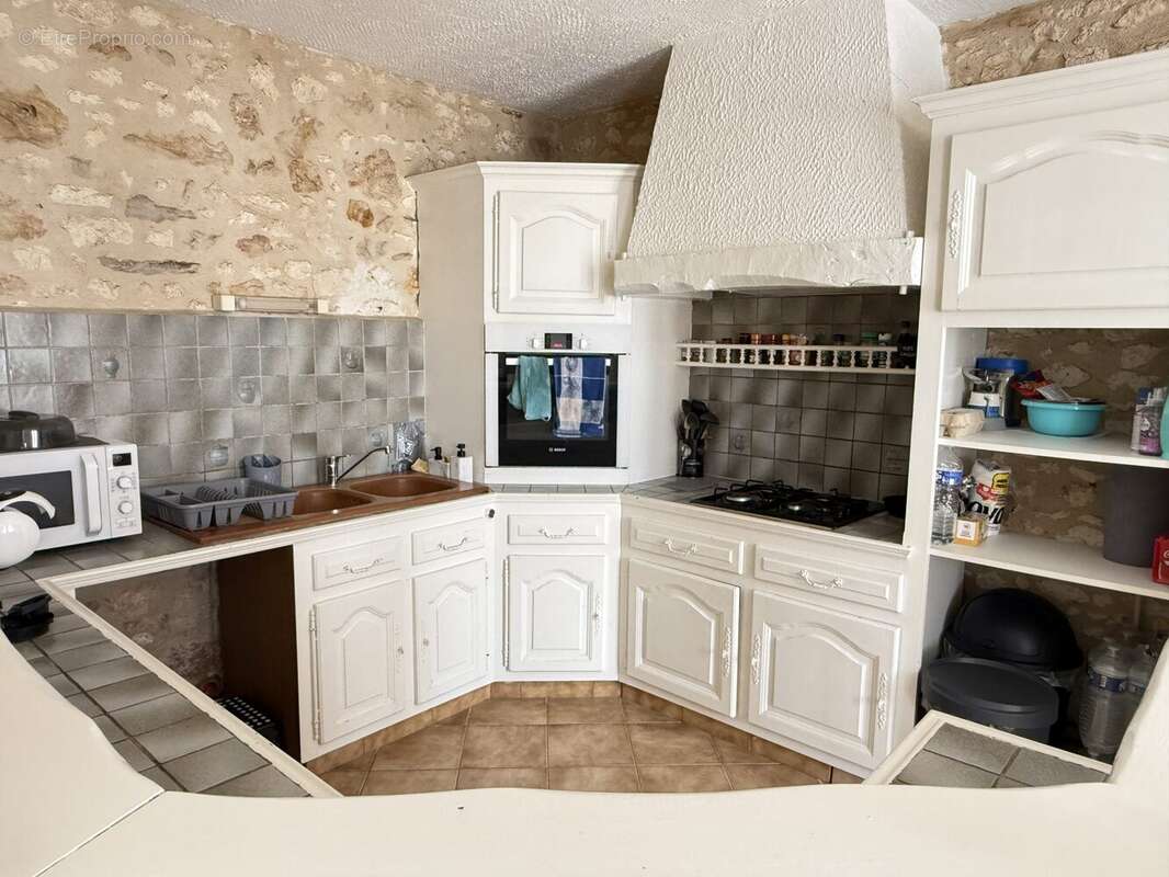 Maison 98 m² à Saint-Andre-De-Lidon  - photo 8