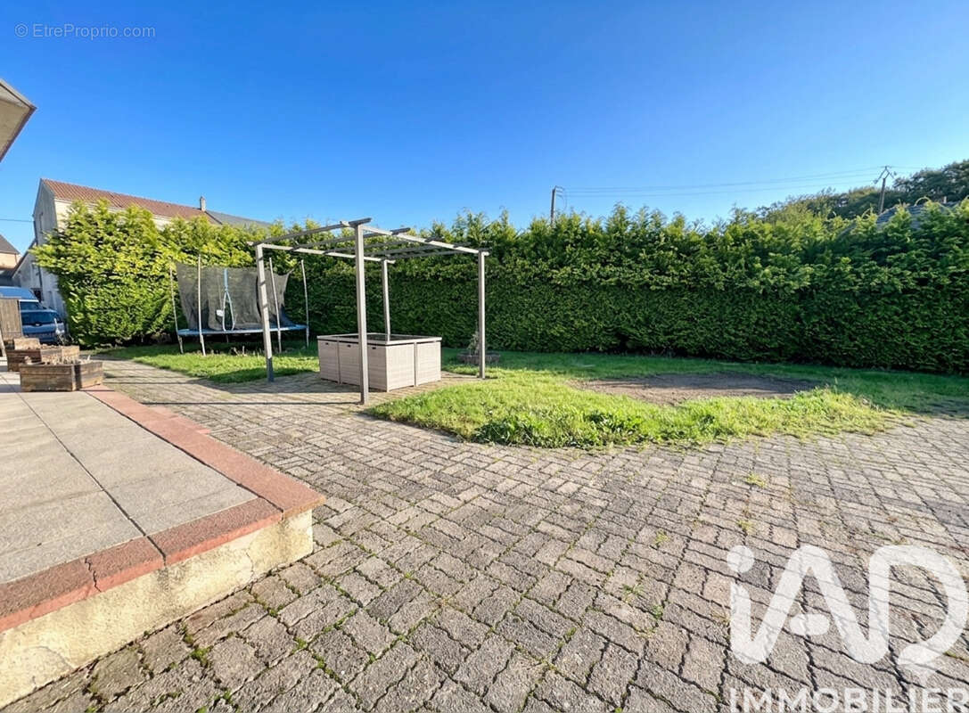 Maison 100 m² à Waldwisse  - photo 2