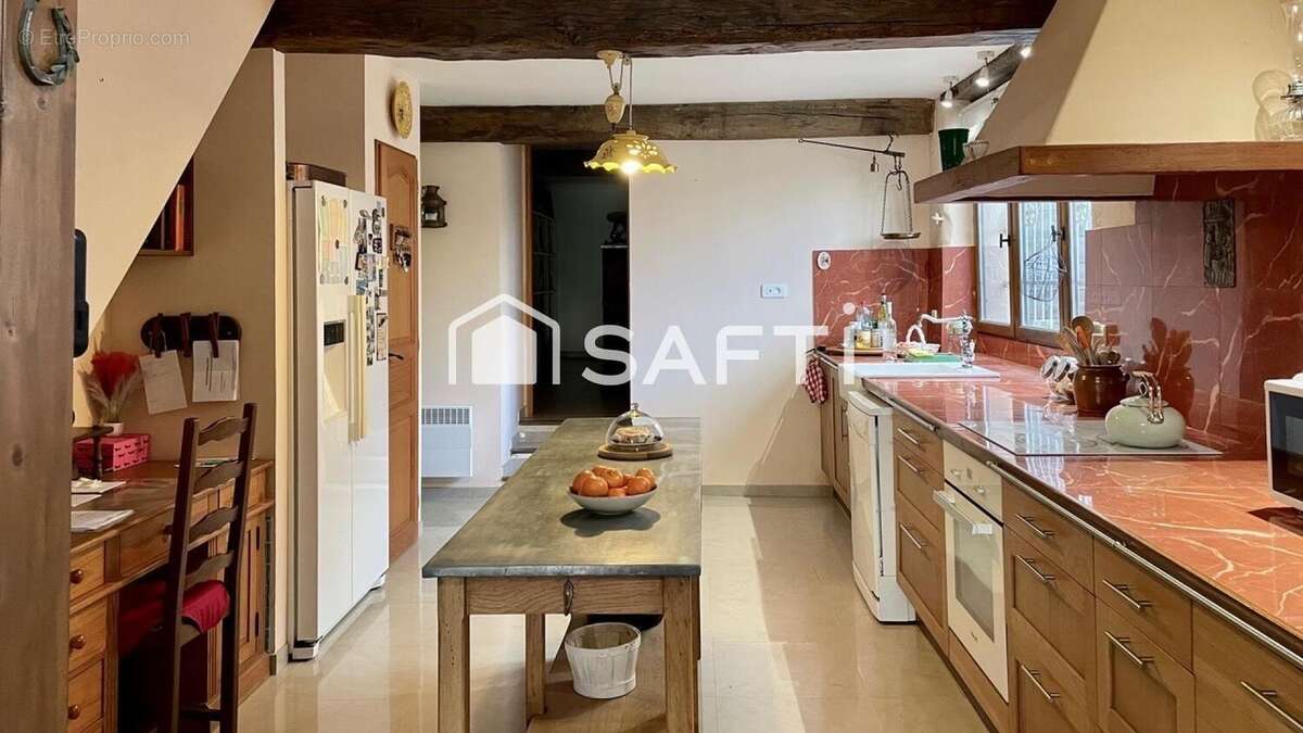 Maison 218 m² à Fieux  - photo 7