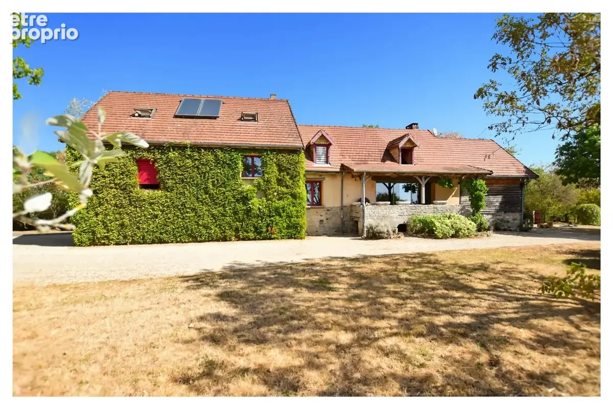 Maison à SAINT-EMILAND