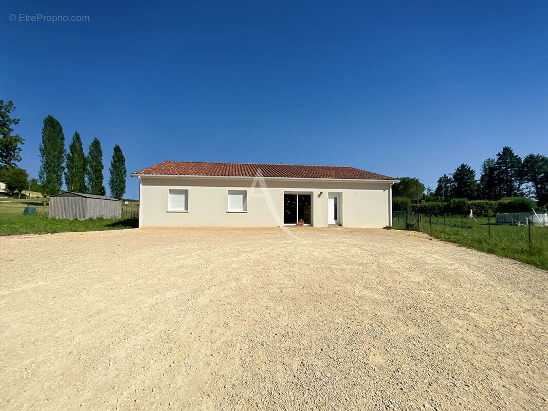 Maison de plain-pied récente ? Calme et confort! - photo 2
