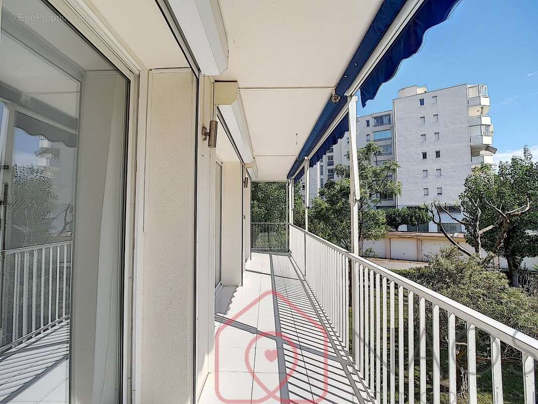 Appartement à FREJUS