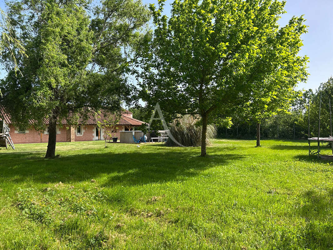 Maison à LE LANGON