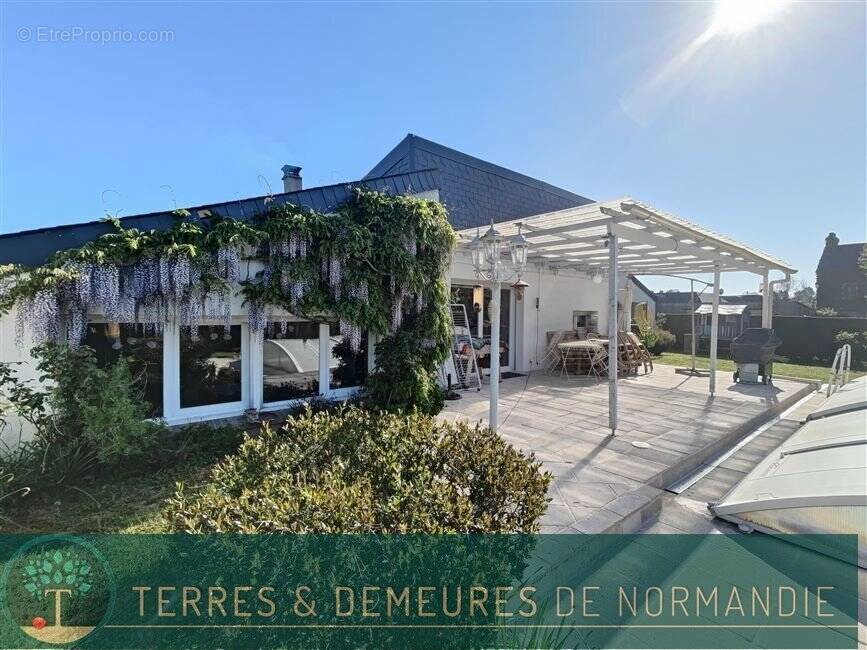 Maison à THIBERVILLE