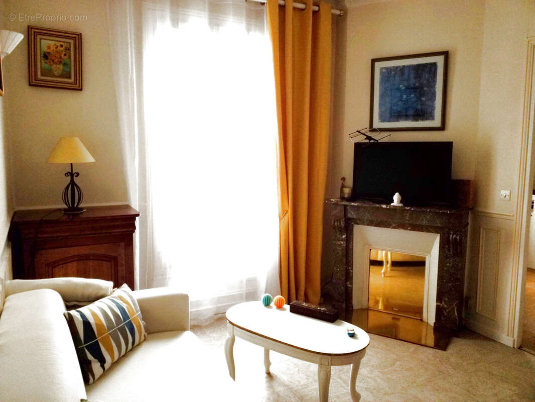 Appartement à SAINT-DENIS