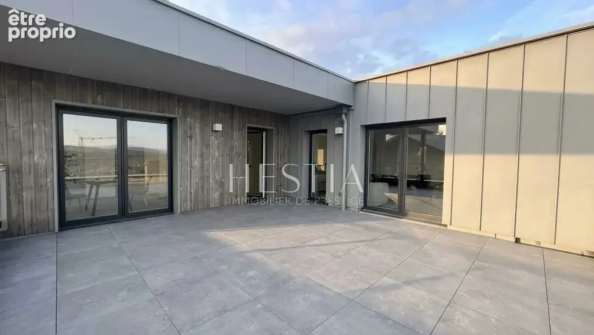 Appartement à EVIRES