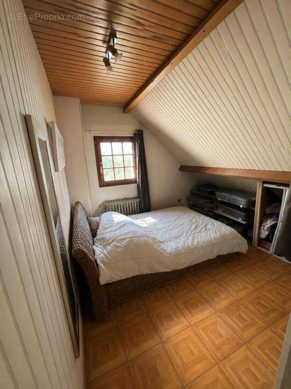 Maison de 6 pièces de 103 m² située à Creil - photo 3