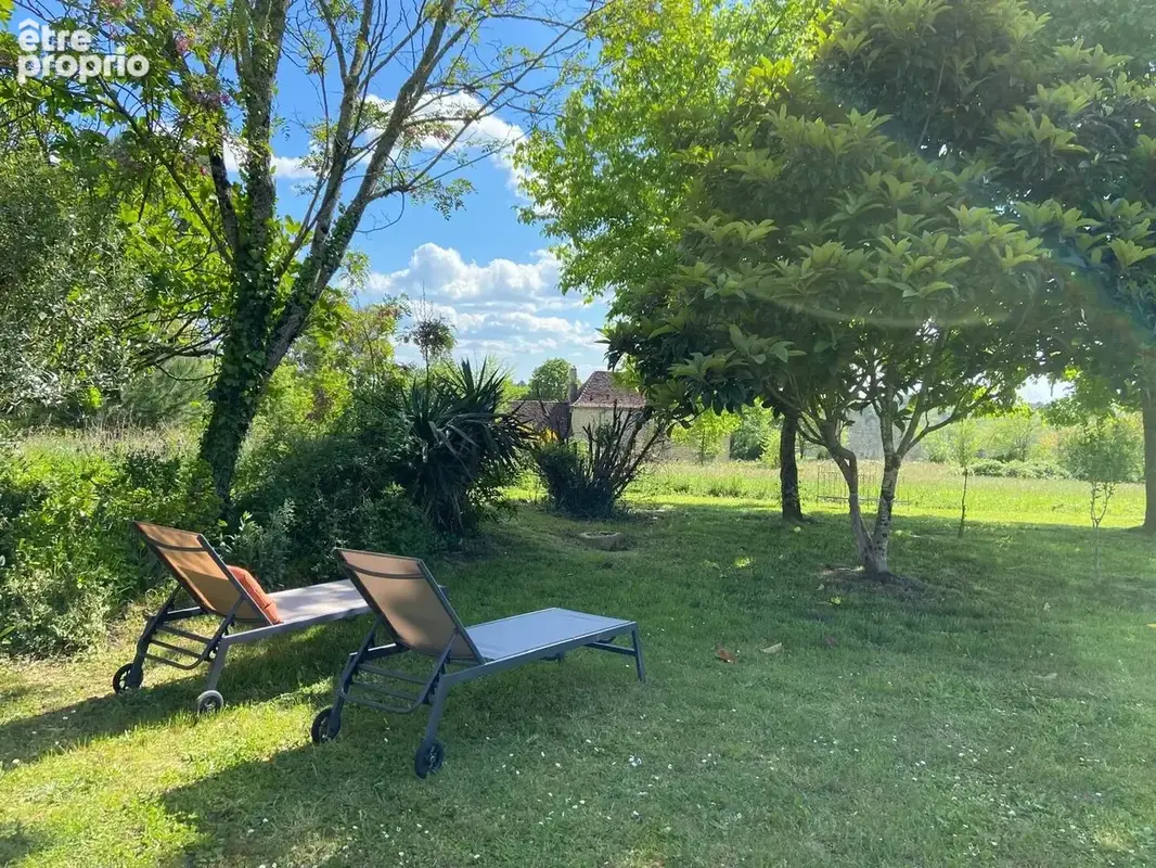 Entre ombre de vigne et douceur de pierre, maison de charme avec 2 chambres et piscine, 10 minutes des commerces - photo 8