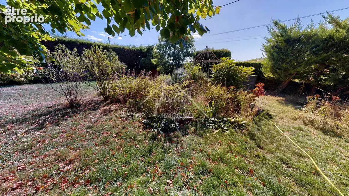 Maison nombreuses dépendances et jardin - photo 17