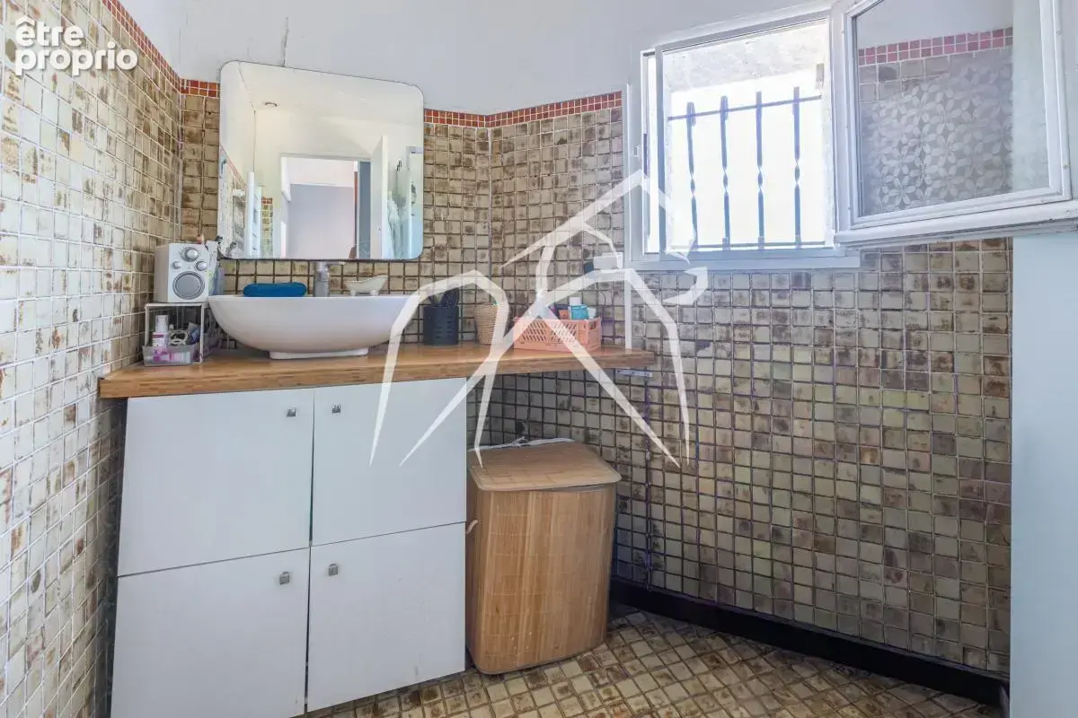 Murviel-lès-montpellier – maison familiale 201 m² – piscine – vue remarquable – sans vis-à-vis - photo 14
