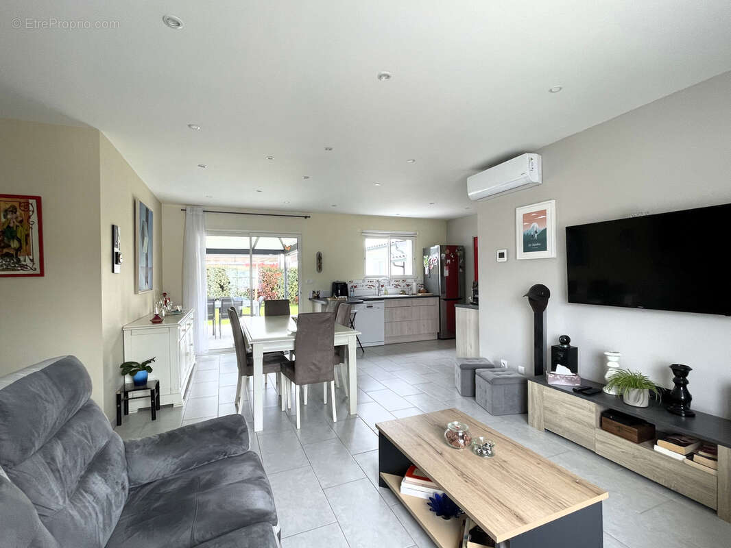 Maison à MARSAC-SUR-L'ISLE