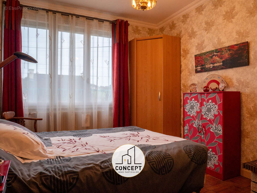 Maison à SAINT-MARTIN-DES-CHAMPS